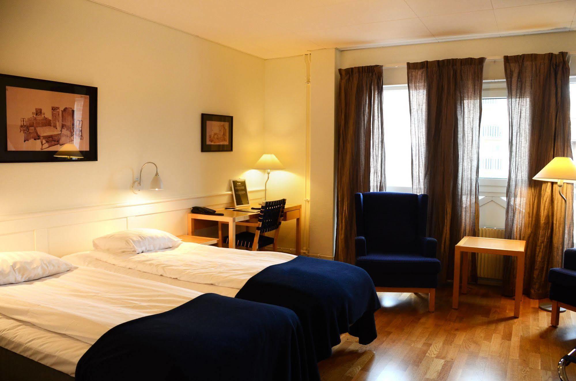Home Hotel Kompaniet Нюшьопинг Екстериор снимка